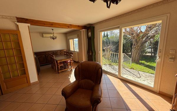 Maison à vendre    3 pièces • 86 m2 Vedène