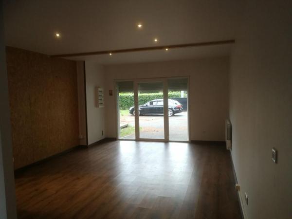 33180 LE HAILLAN , METROPOLE BORDEAUX  -  BUREAUX 227 m² avec PARKING