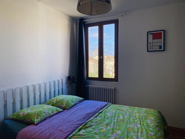 AU PIED DE LA CITE MEDIEVALE, IMMEUBLE DE RAPPORT