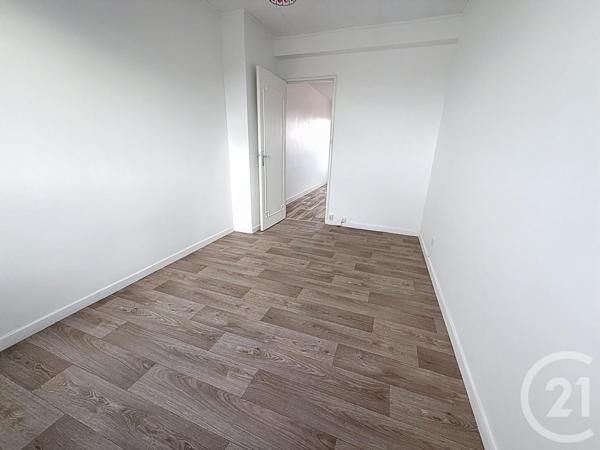 Appartement F3 à vendre  3 pièces - 52 m2 LA COURNEUVE - 93