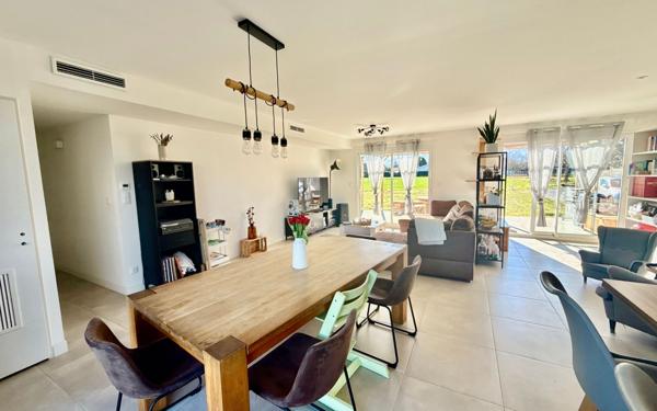 Maison à vendre    6 pièces •  Horgues