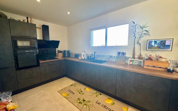 Maison à vendre    6 pièces •  Horgues