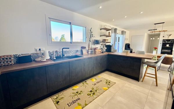 Maison à vendre    6 pièces •  Horgues