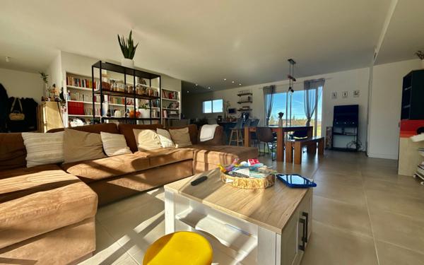 Maison à vendre    6 pièces •  Horgues