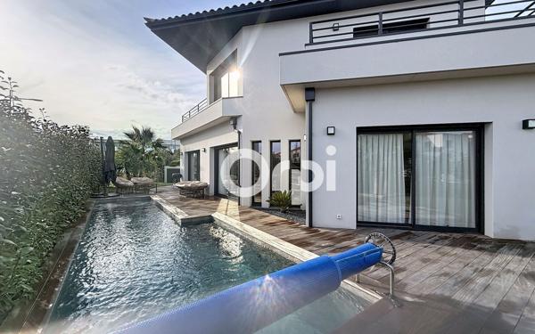 Maison à vendre    5 pièces •  Cabestany