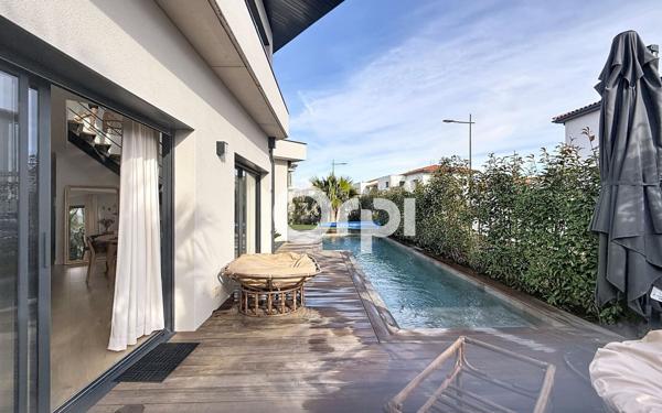 Maison à vendre    5 pièces •  Cabestany