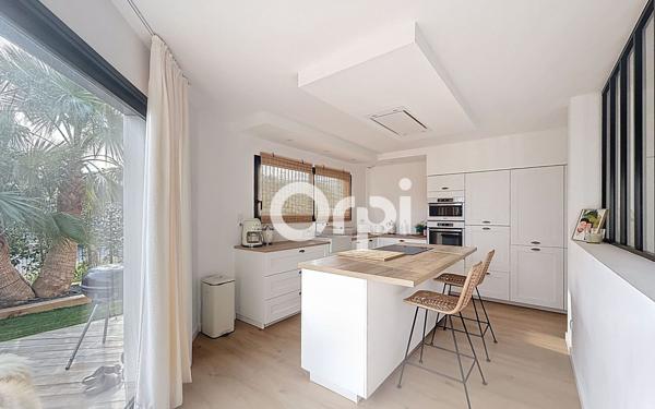 Maison à vendre    5 pièces •  Cabestany