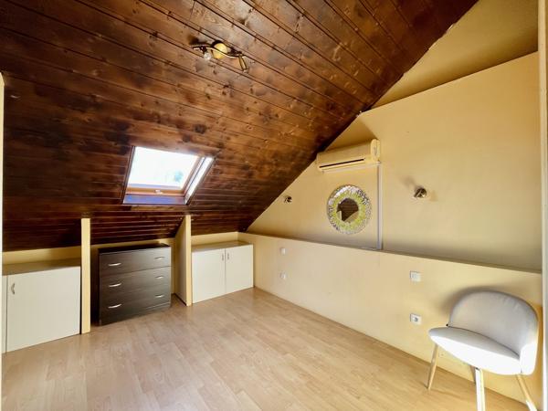 Maison familiale 172 m² avec vue mer et garage – Trois Mares, Le Tampon