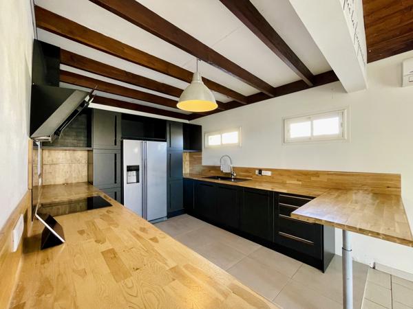 Maison familiale 172 m² avec vue mer et garage – Trois Mares, Le Tampon