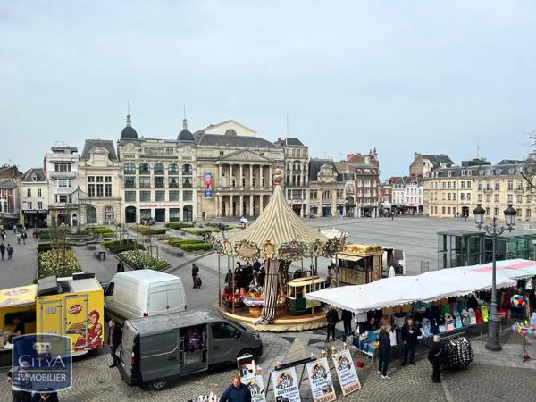 Local commercial à louer 330m² Saint-Quentin (02100)