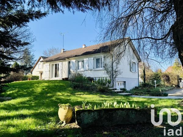 Maison traditionnelle 4 pièces de 84 m² à Saint-Jean-de-Braye (45800)