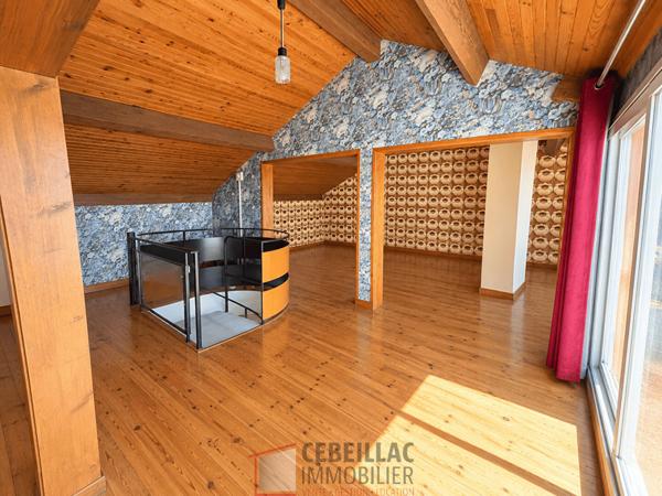 Maison 7 pièce(s) 4 chambre(s) 225 m²