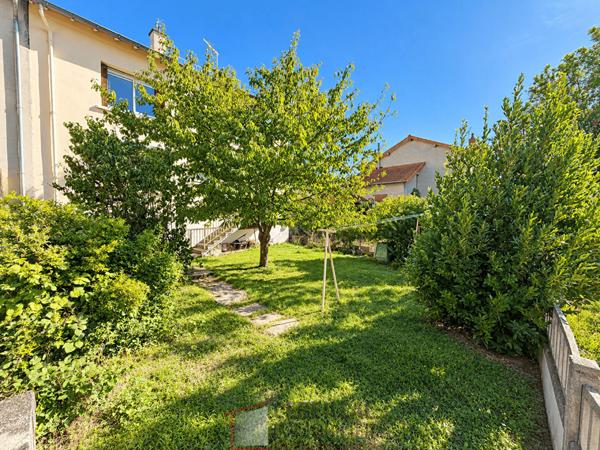 Maison 7 pièce(s) 4 chambre(s) 225 m²