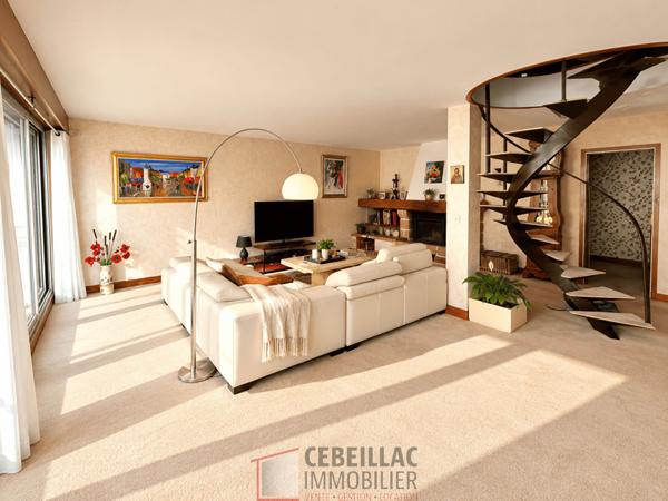 Maison 7 pièce(s) 4 chambre(s) 225 m²