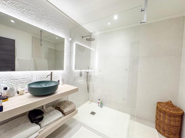 Maison à vendre  6 pièces - 185 m2 LE LAVANDOU - 83