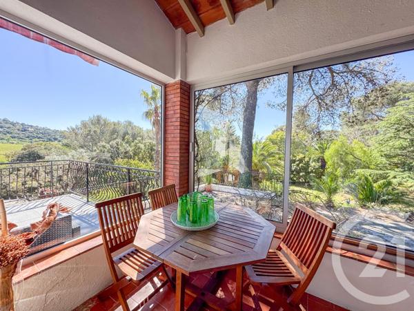 Maison à vendre  4 pièces - 117 m2 LA CROIX VALMER - 83