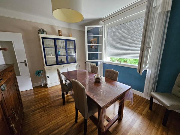Maison familiale avec jardin, garage et terrasse a pied de toutes les commodités Perigueux