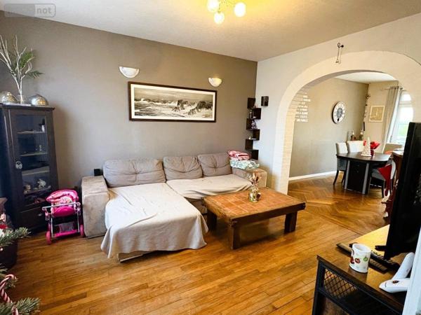 Maison à vendre à Montbizot dans la Sarthe (72380), ref : 72126-3117