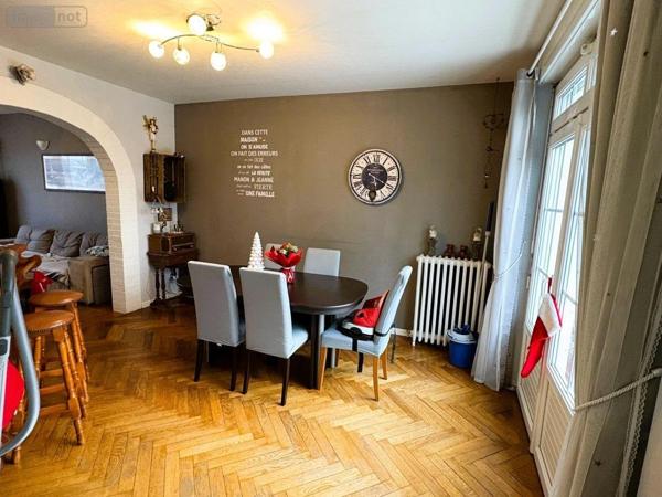 Maison à vendre à Montbizot dans la Sarthe (72380), ref : 72126-3117