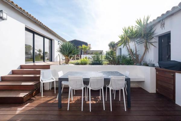 Superbe maison atypique avec vue mer – Les Grenettes