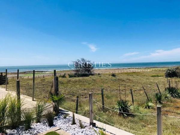 Superbe maison atypique avec vue mer – Les Grenettes