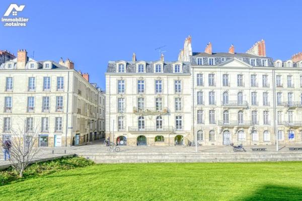 NANTES FEYDEAU - Bel appartement T3 baigné de lumière au dernier étage