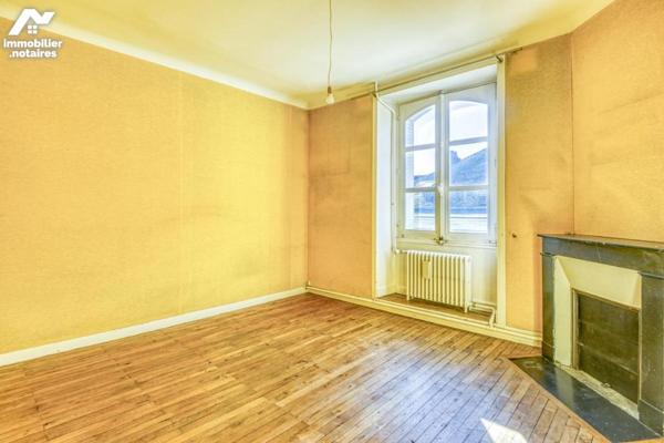NANTES FEYDEAU - Bel appartement T3 baigné de lumière au dernier étage