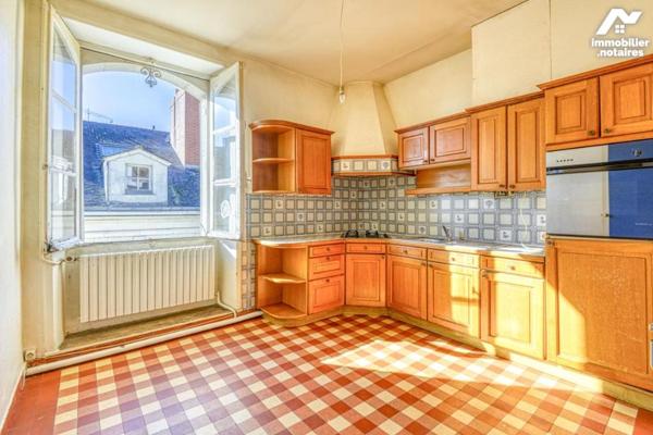 NANTES FEYDEAU - Bel appartement T3 baigné de lumière au dernier étage