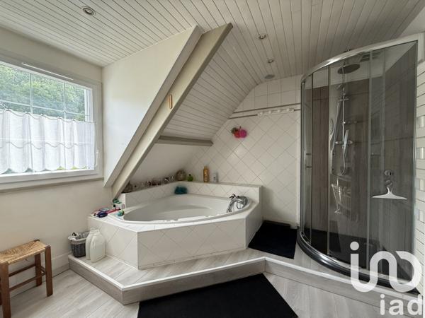 Maison à vendre 6 pièces 121 m² Saint-Fargeau-Ponthierry