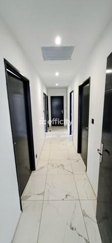 Maison
         6 pièces
        - 164 m² 446 000 € *
