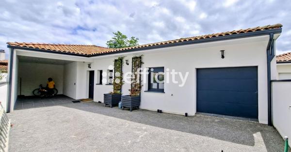 Maison
         6 pièces
        - 164 m² 446 000 € *