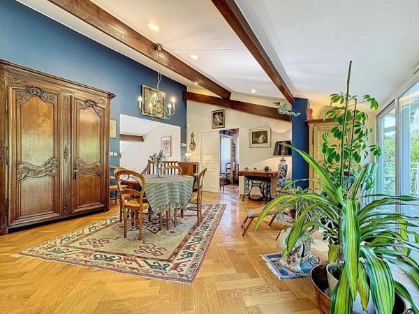 Maison familiale au calme, à deux pas des écoles, avec jardin et terrasse à Châtel