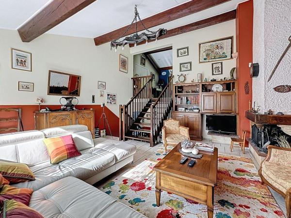 Maison familiale au calme, à deux pas des écoles, avec jardin et terrasse à Châtel