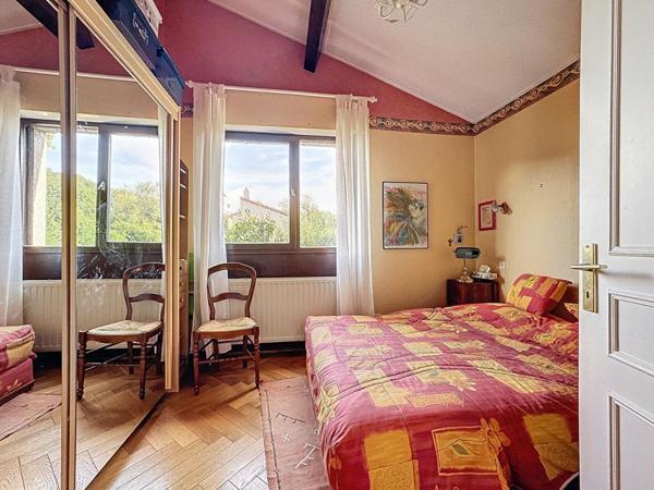 Maison familiale au calme, à deux pas des écoles, avec jardin et terrasse à Châtel