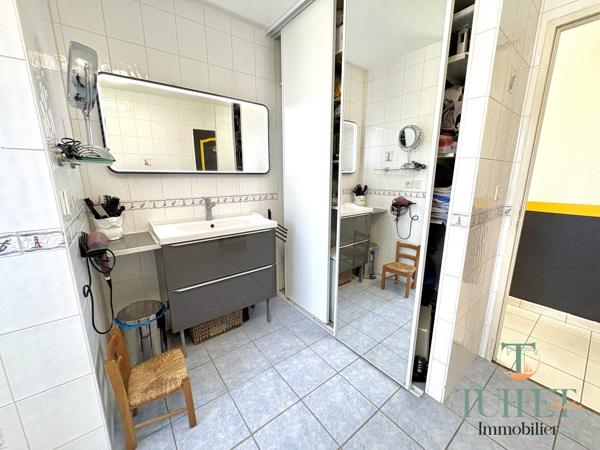 MAISON PLAIN-PIED 5 CHAMBRES ET GARAGE