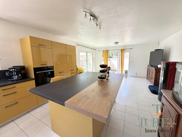 MAISON PLAIN-PIED 5 CHAMBRES ET GARAGE