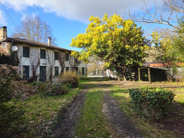 MIOS Maison ancienne 1877 à rénover  3000 m² de terrain