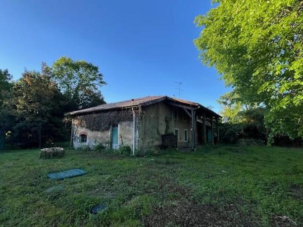 MIOS Maison ancienne 1877 à rénover  3000 m² de terrain