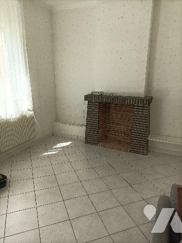 À NOUVEAU SUR LE MARCHE - MAISON 95m² - 852m² DE TERRAIN - CENTRE VILLE -
 99 000 €