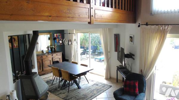 Maison de 210 m²  à Lons-le-Saunier