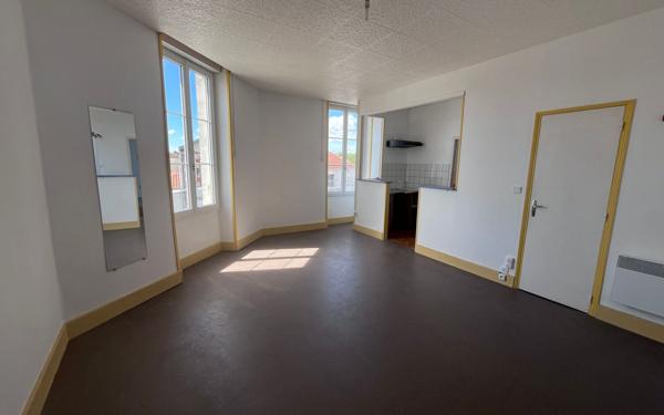 Appartement à vendre    2 pièces •  Saujon