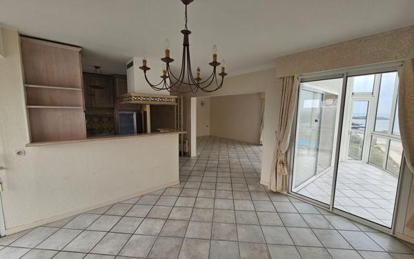 Appartement à vendre    3 pièces • 93,08 m2 Trégastel