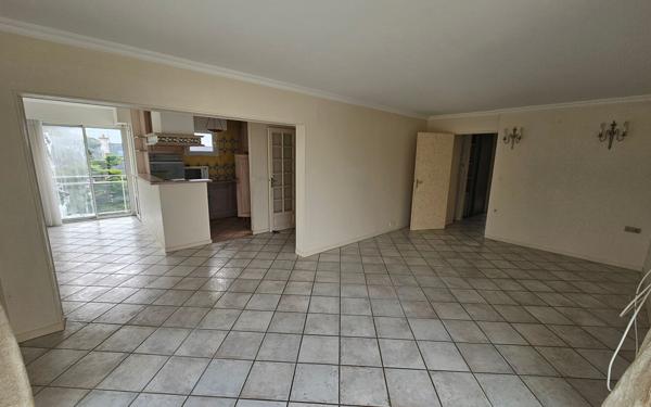 Appartement à vendre    3 pièces • 93,08 m2 Trégastel