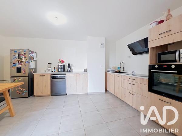 Appartement à vendre 4 pièces 88 m² Hyères