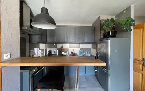 Appartement à vendre    2 pièces •  Villeurbanne