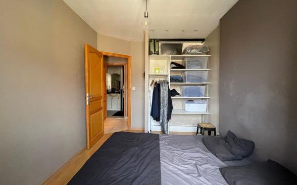 Appartement à vendre    2 pièces •  Villeurbanne