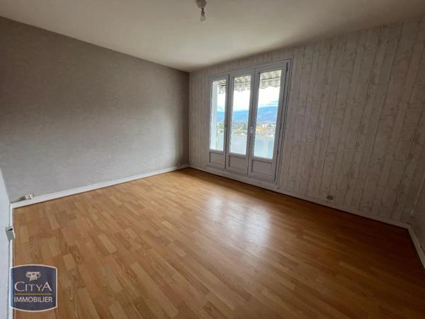 Appartement à louer 3 pièces 55.53m² Saint-Martin-d'Hères (38400)