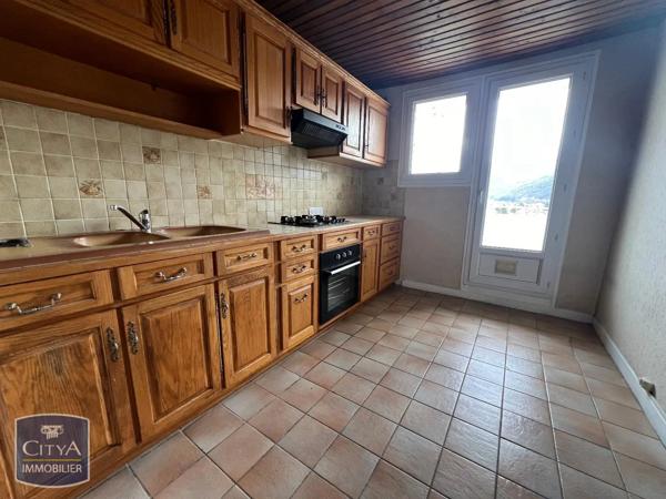 Appartement à louer 3 pièces 55.53m² Saint-Martin-d'Hères (38400)