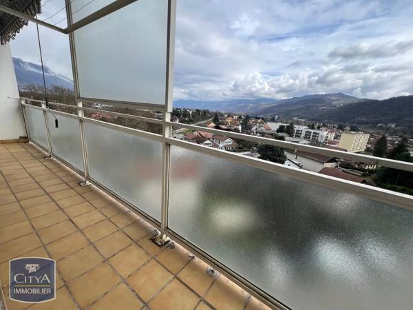 Appartement à louer 3 pièces 55.53m² Saint-Martin-d'Hères (38400)