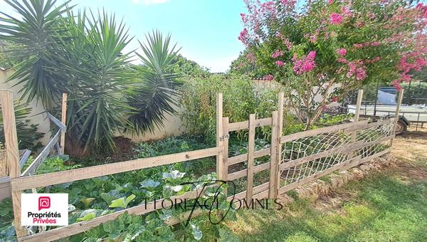 Trèbes - Maison 3 chambres avec  garage, piscine et jardin - 84 m2